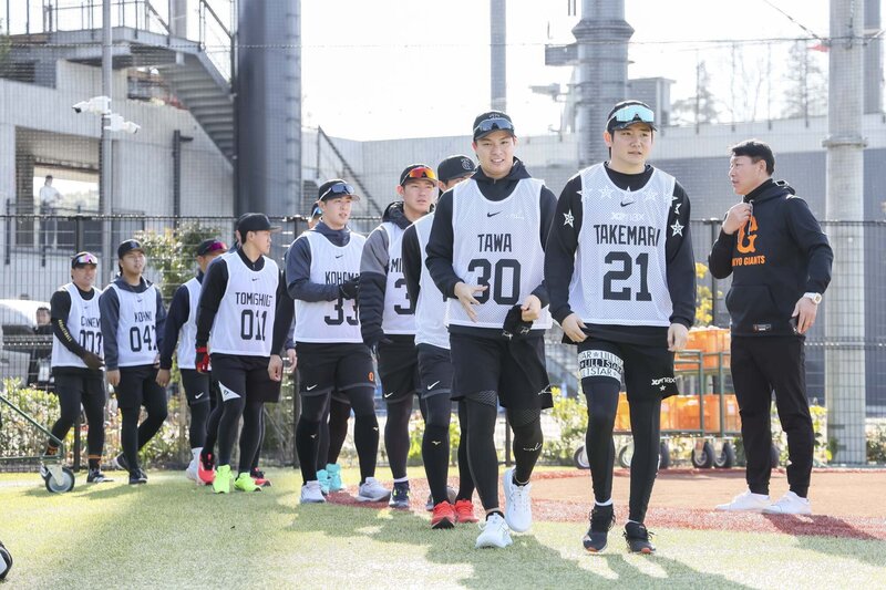 【レポート】スタジアムに野球シーズン到来　新人選手のサイン会も