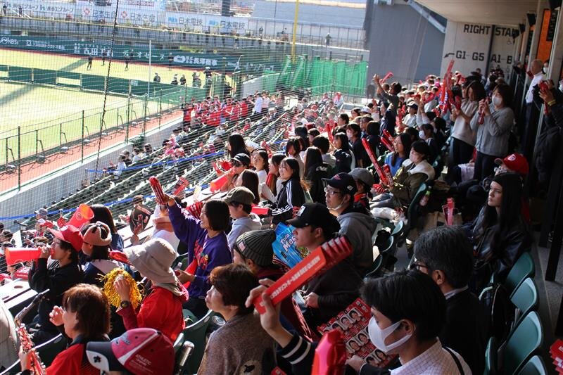 【レポート】Ｇタウン初のソフトボール  ＪＤリーグに3,100人 